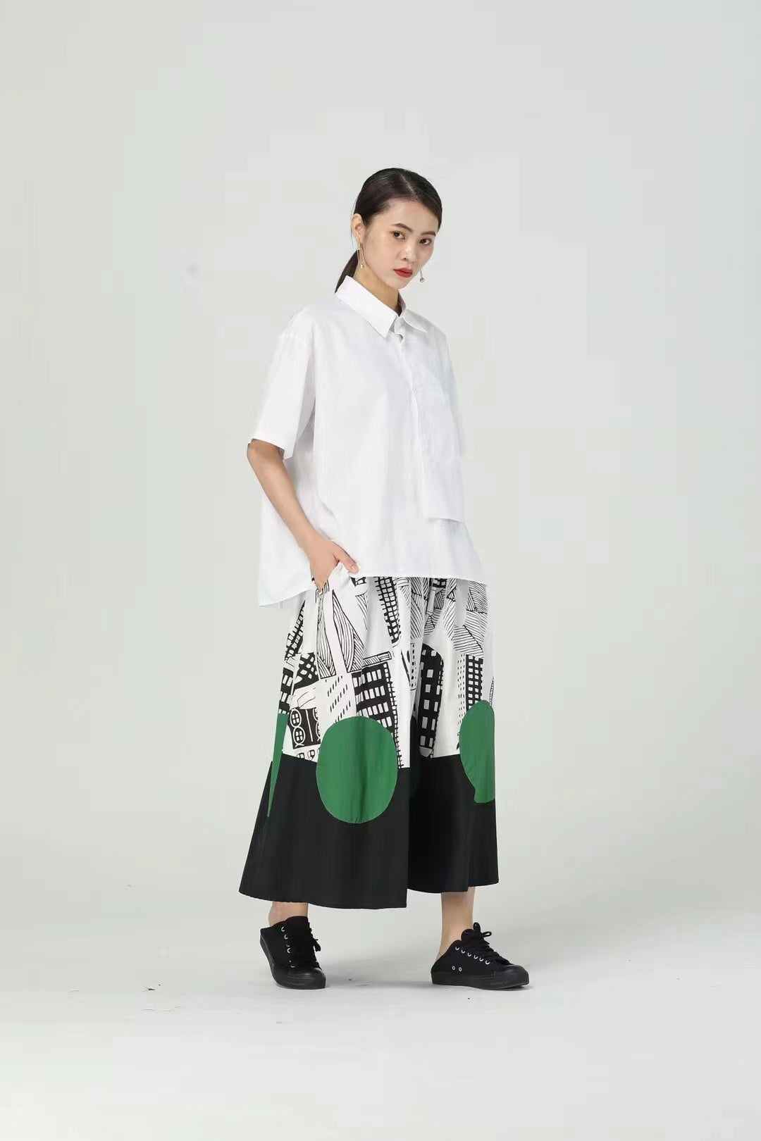 Neighbour skirt