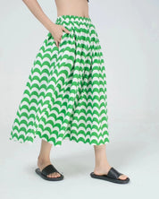 Waves skirt