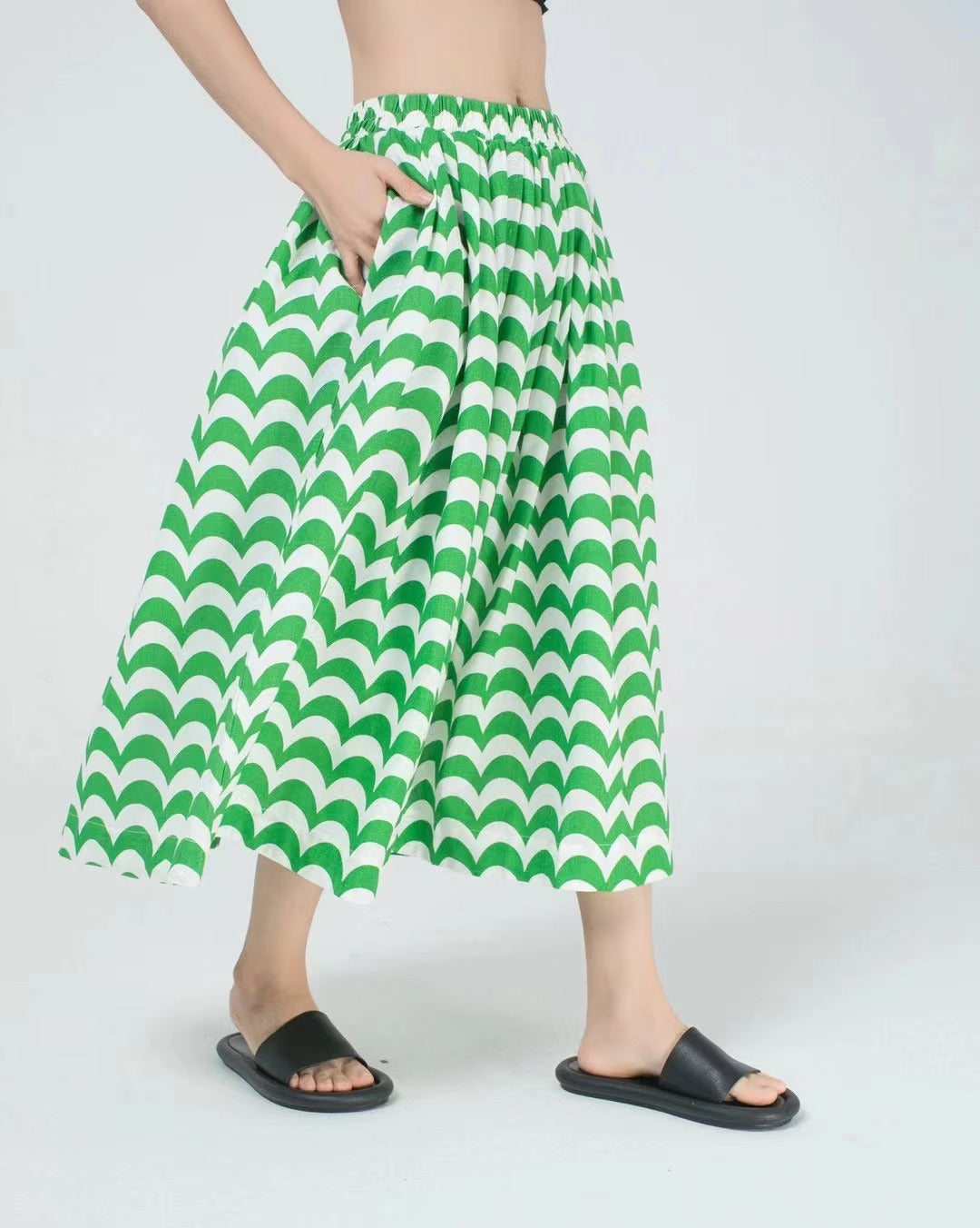 Waves skirt